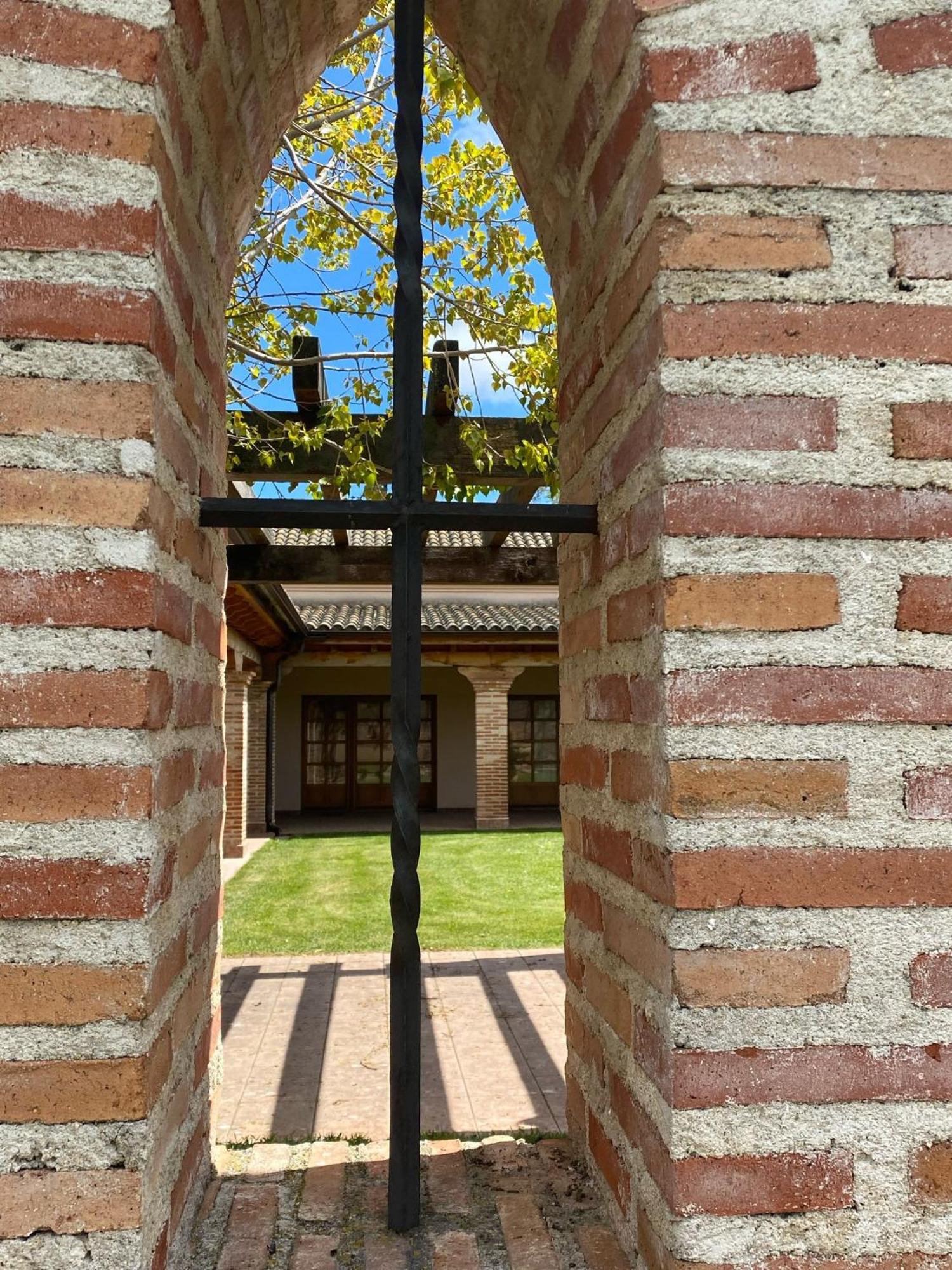 Casas Olmo Y Fresno Jardin Y Piscina A 17 Kilometros De Salamanca Luaran gambar