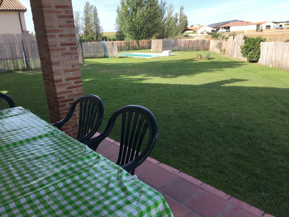 Casas Olmo Y Fresno Jardin Y Piscina A 17 Kilometros De Salamanca Luaran gambar